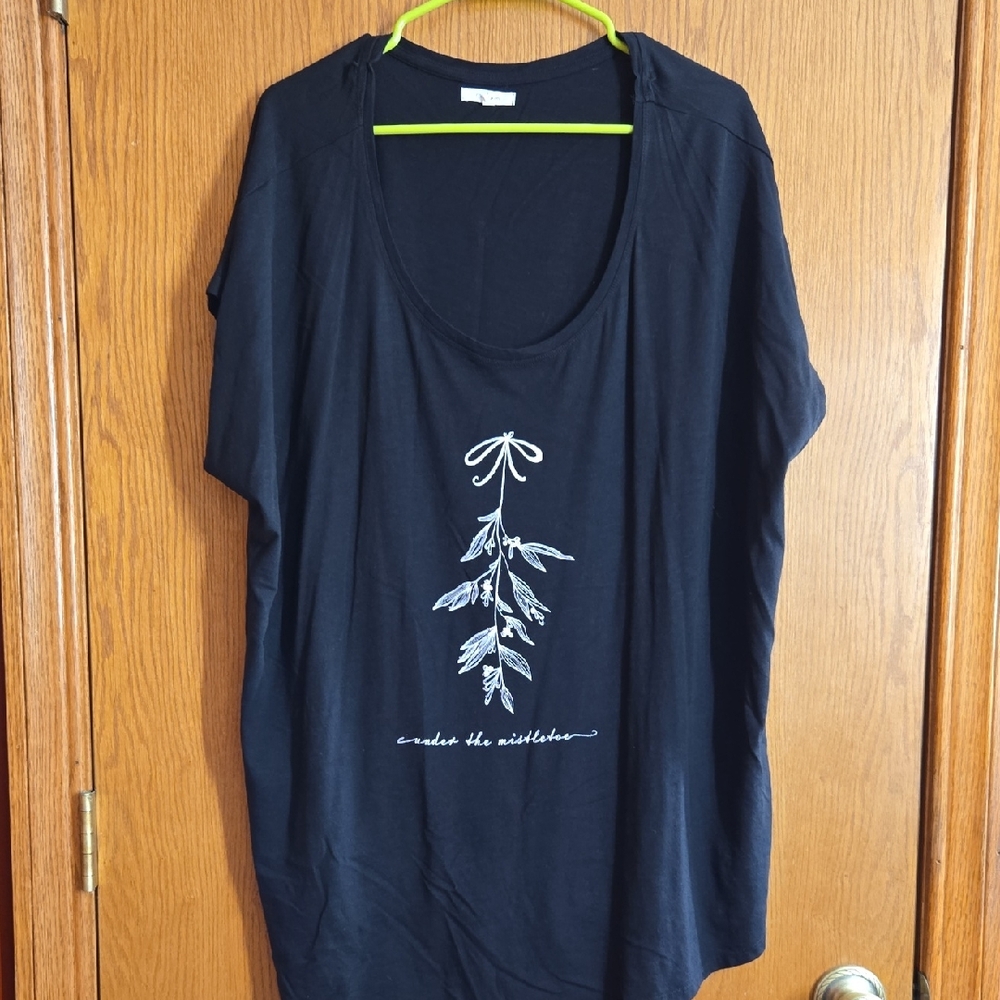 Black Graphic Women's Top